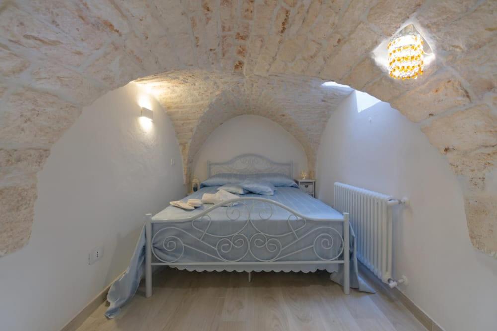 Вилла Le Alcove Del Leopardi Остуни Экстерьер фото
