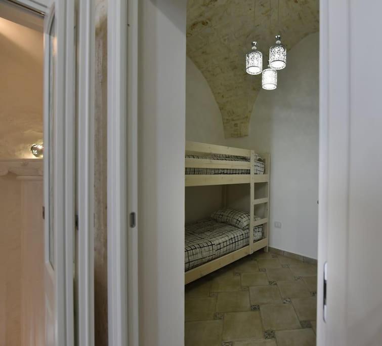 Вилла Le Alcove Del Leopardi Остуни Экстерьер фото